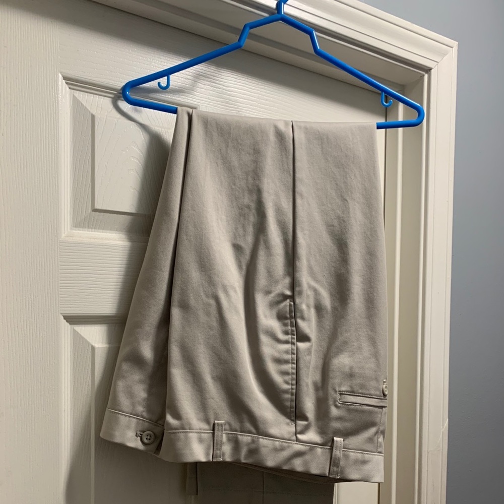 Van Huesen dress pants 33X32